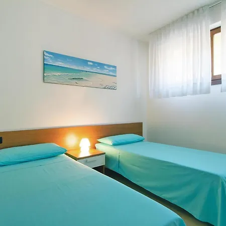 - Isr05100b-cya Apartment Villasimius